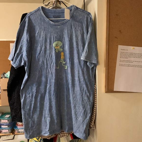 NWT Sponge Bob Square Pants Suze Large t-shirt - Picture 5 of 6